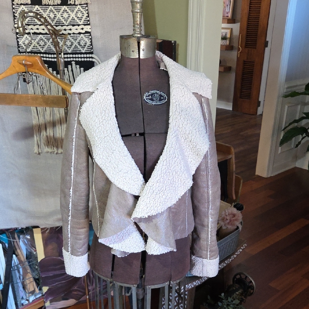 Ryu Taupe & White Bomber Jacket M